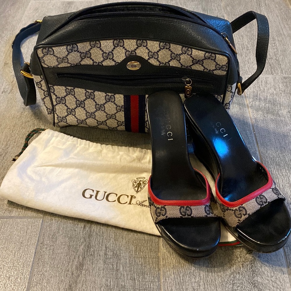 Vintage Gucci shoes size 5 with bag